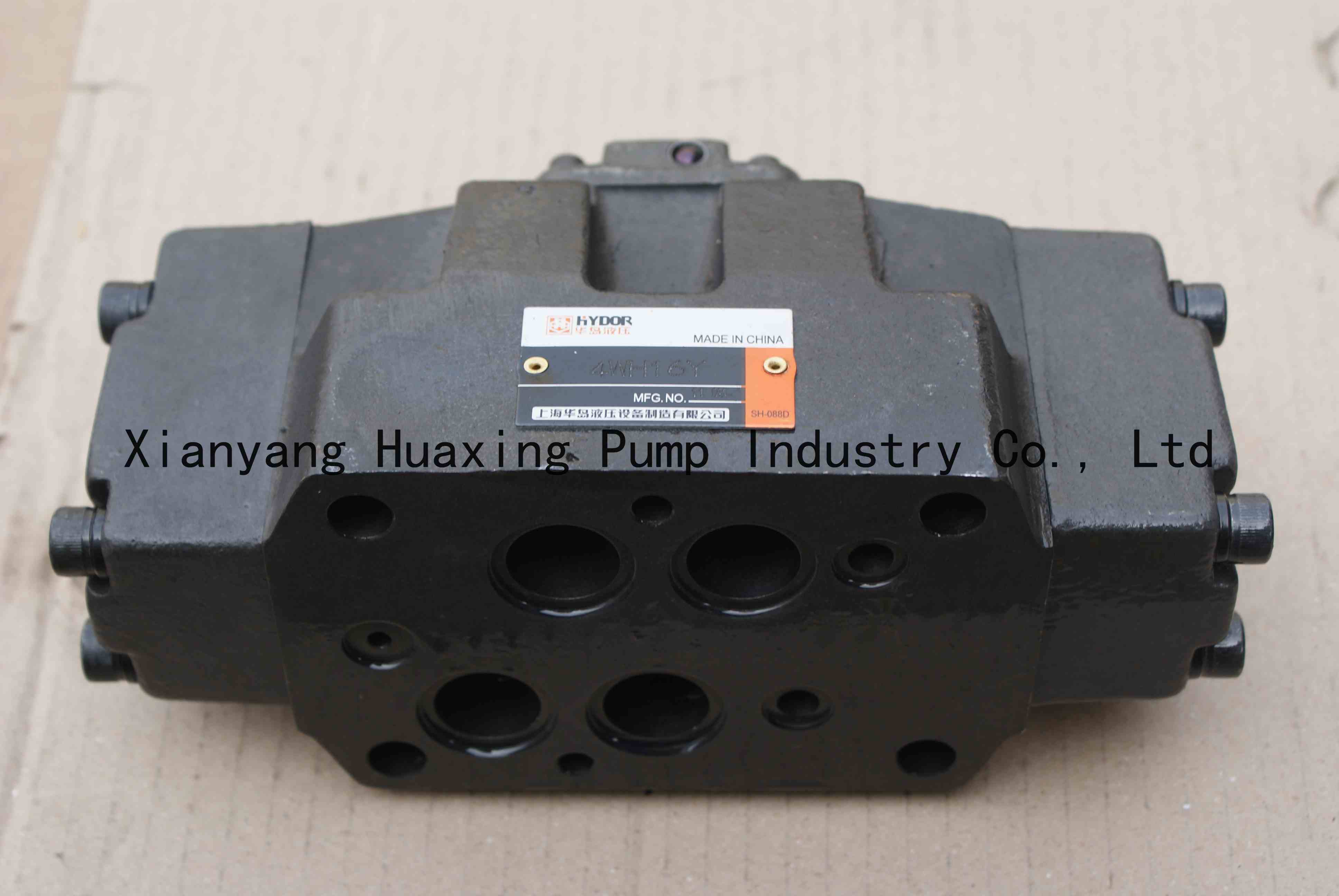 4WH-16E hydraulic valve.JPG
